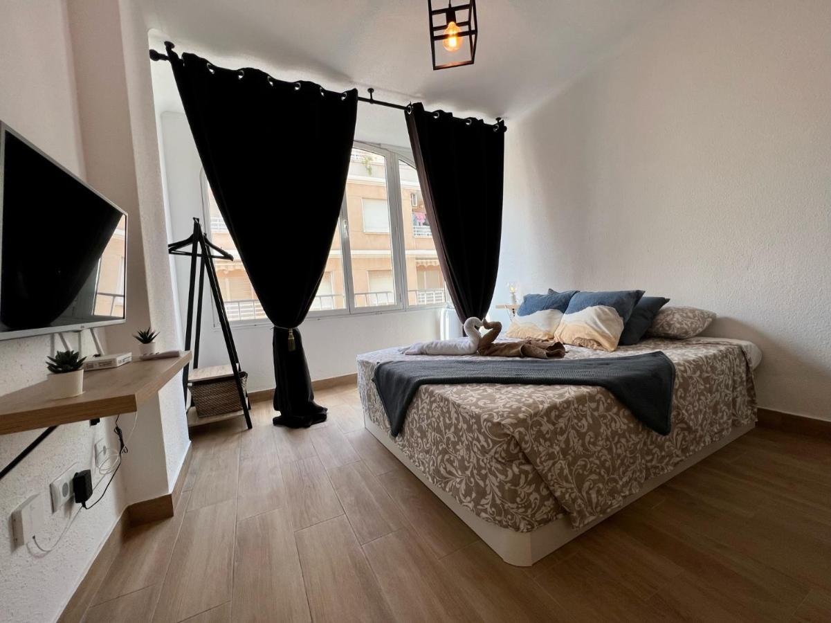 Appartement Estudio 221 à Torrevieja Extérieur photo